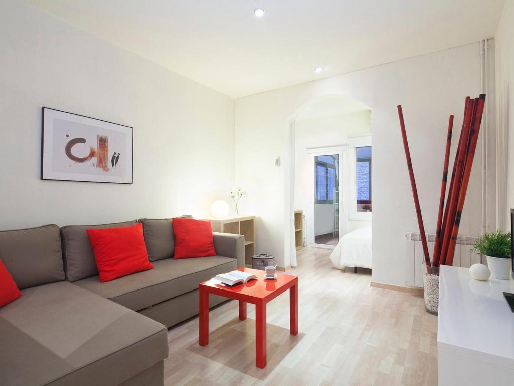 Spot Smart Nomad Bed & Breakfast Barcelona Room photo